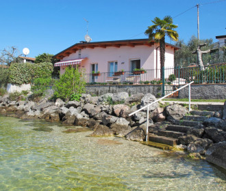Casetta Sul Lago